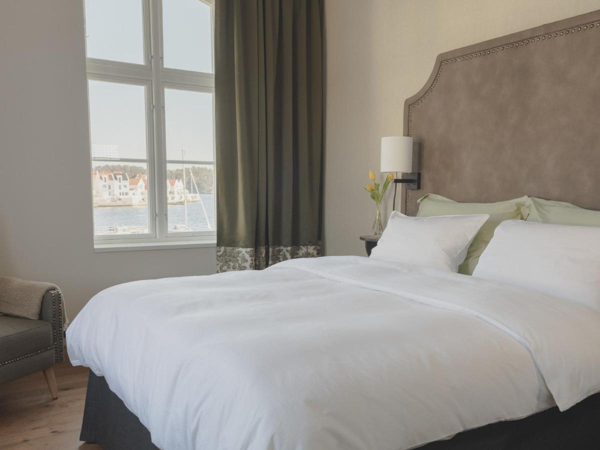 Risør Det Lille Hotel מראה חיצוני תמונה
