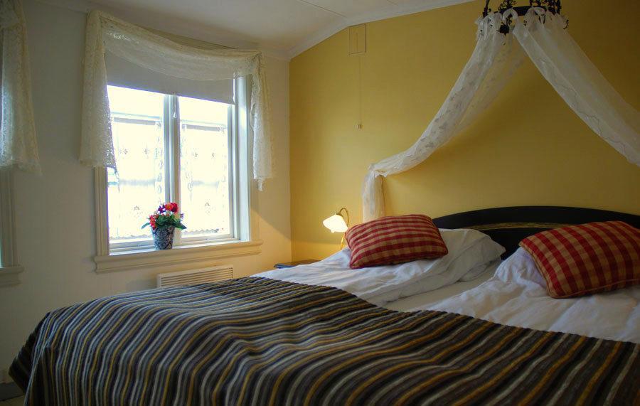 Risør Det Lille Hotel חדר תמונה